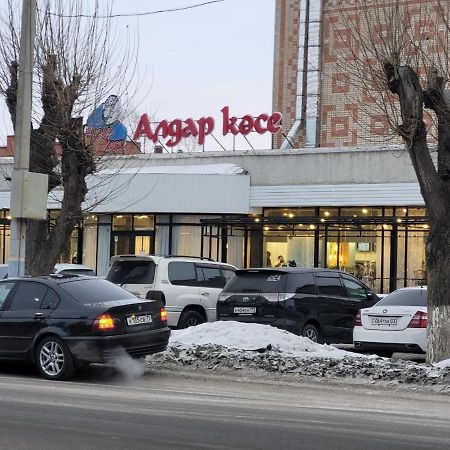 1 Комнатные Апартаменты На Ауэзова 236 Kökschetau Exterior foto