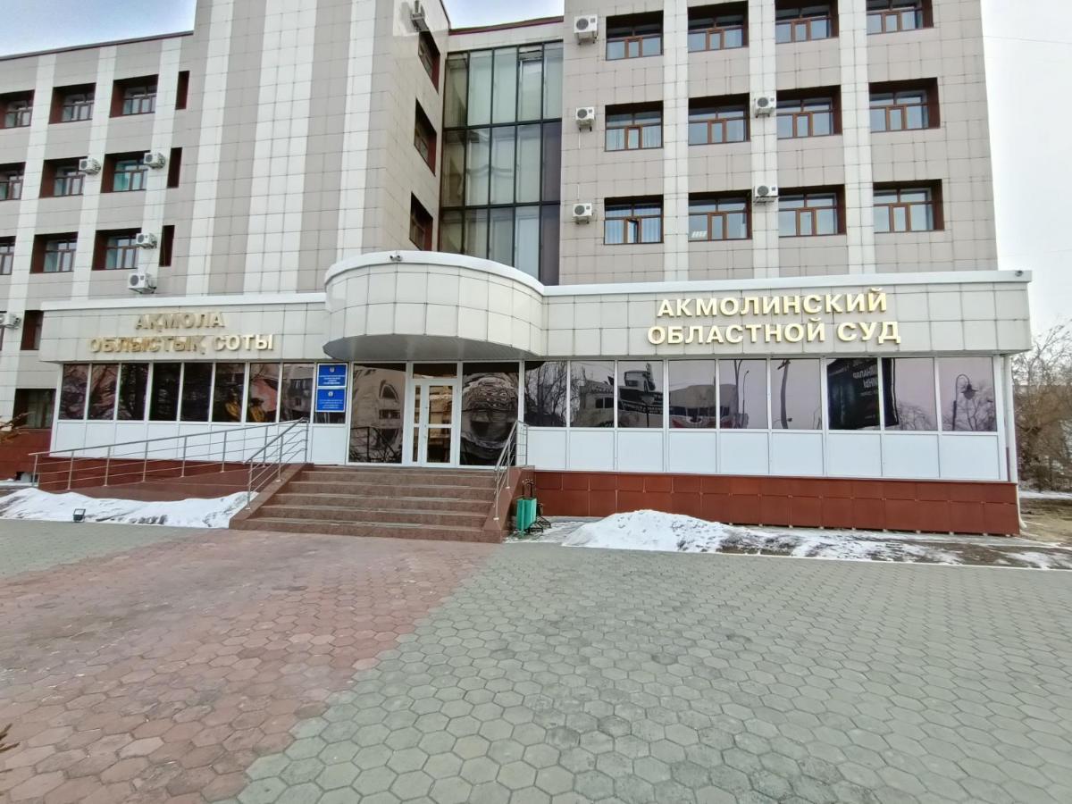 1 Комнатные Апартаменты На Ауэзова 236 Kökschetau Exterior foto