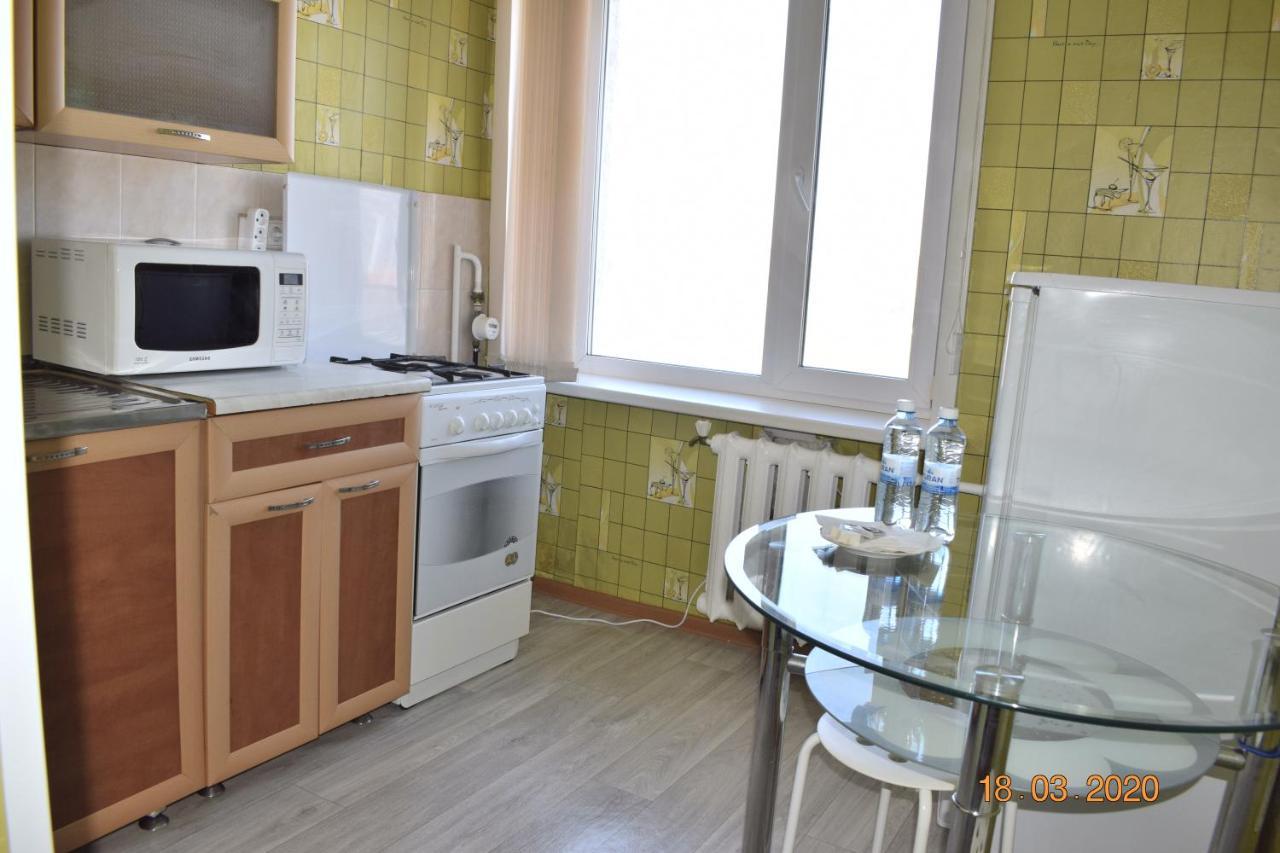 1 Комнатные Апартаменты На Ауэзова 236 Kökschetau Exterior foto