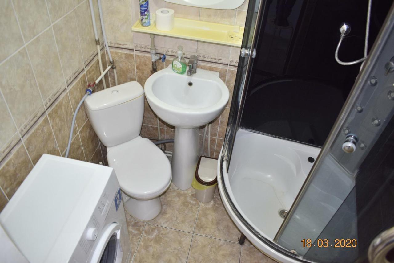 1 Комнатные Апартаменты На Ауэзова 236 Kökschetau Exterior foto