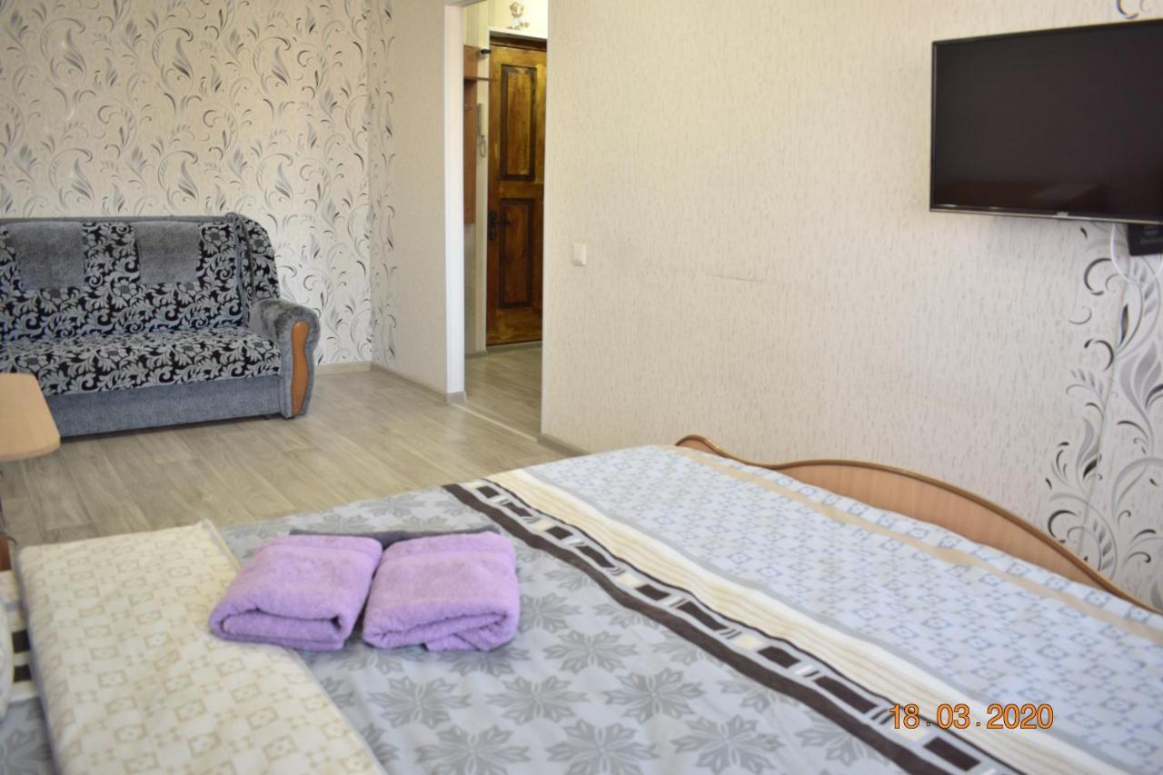 1 Комнатные Апартаменты На Ауэзова 236 Kökschetau Exterior foto