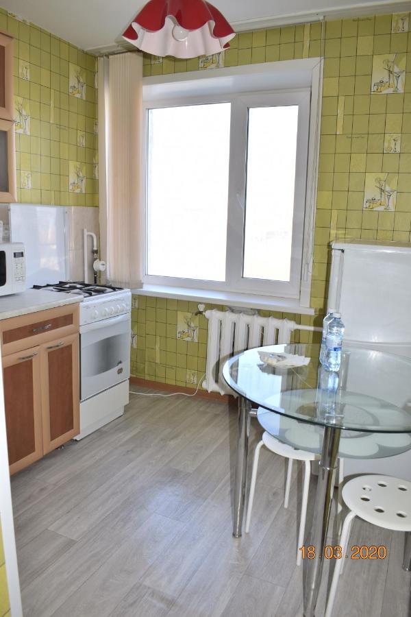 1 Комнатные Апартаменты На Ауэзова 236 Kökschetau Exterior foto