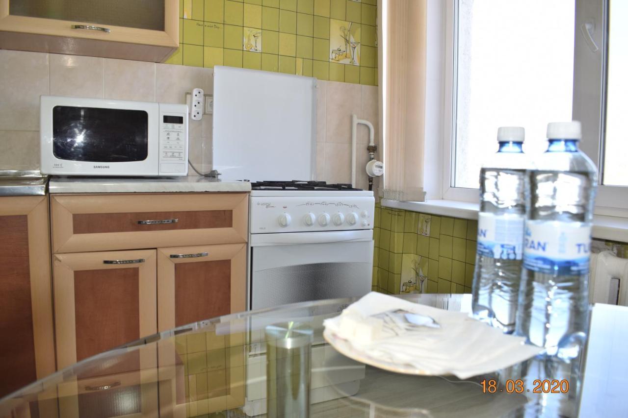 1 Комнатные Апартаменты На Ауэзова 236 Kökschetau Exterior foto